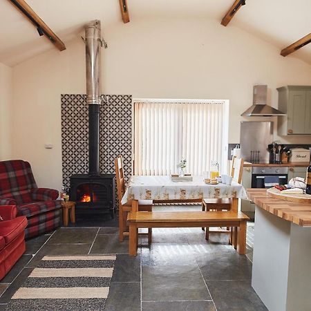 The Old Dairy - Boutique Countryside Cottage At Harrys Cottages Pen-y-Clawdd Eksteriør bilde